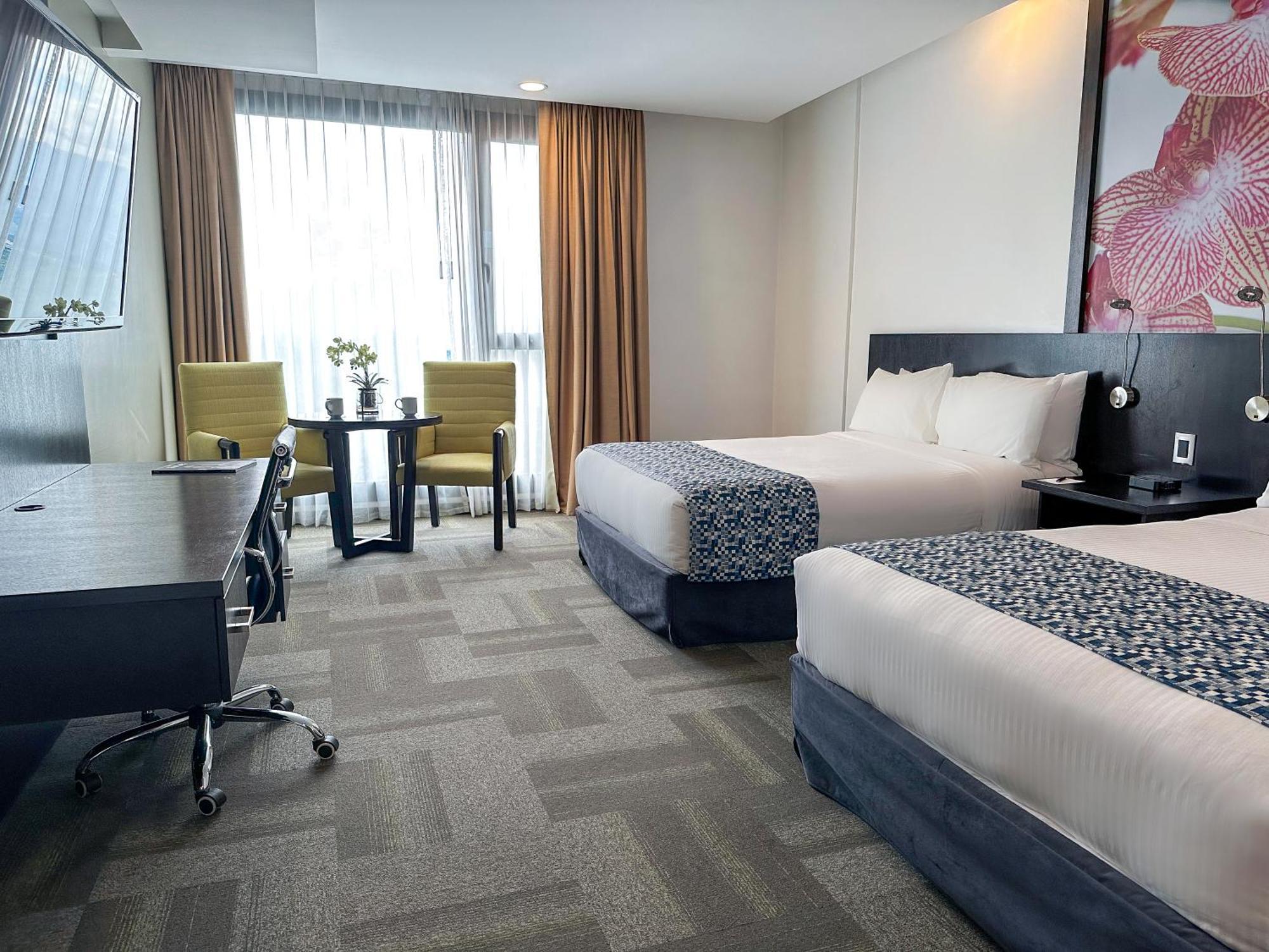 Wyndham Quito Airport Hotel Puembo Bagian luar foto Deluxe room
